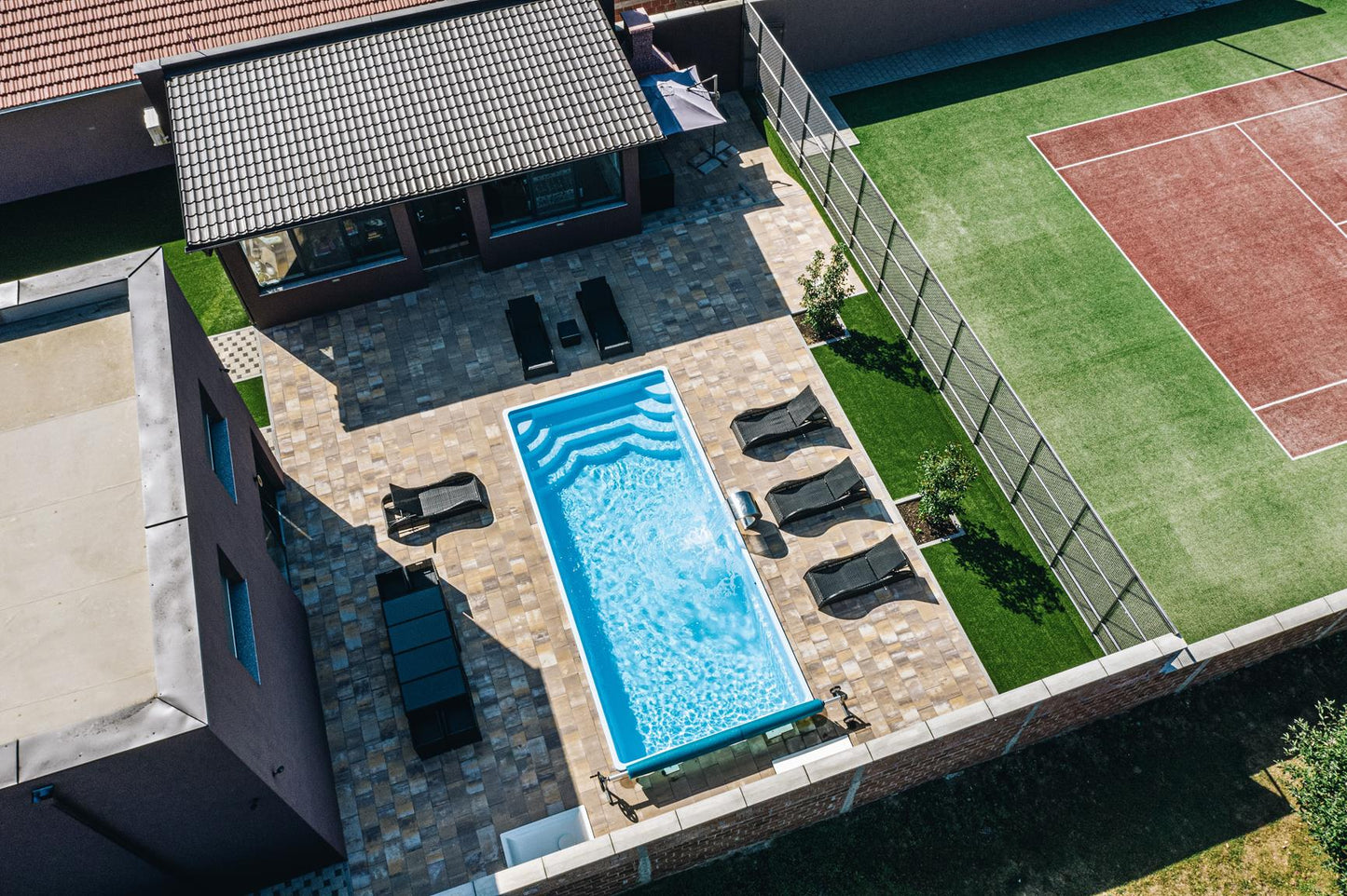 Glasfiberpool Aruba Plus 8,00m x 3,70m x 1,50m