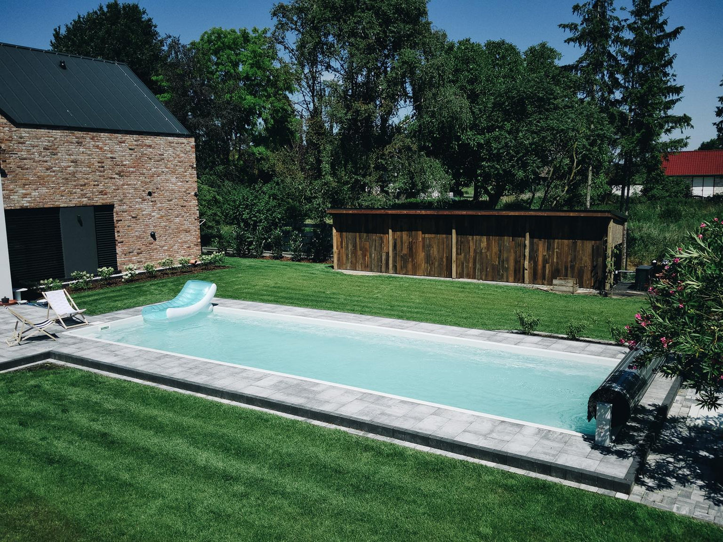 Glasfiberpool Jamaika 11,25m x 3,75m x 1,50m